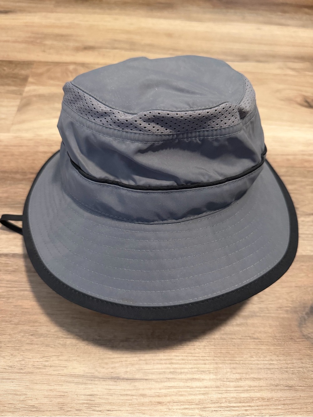 SUNDAY Afternoons Sun Hat Gray Mesh Vent Sun UV Bucket Mens M